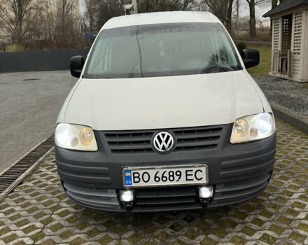 Белый Фольксваген Кадди, объемом двигателя 1.97 л и пробегом 356 тыс. км за 4150 $, фото 3 на Automoto.ua