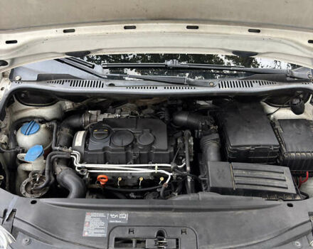 Белый Фольксваген Кадди, объемом двигателя 1.9 л и пробегом 255 тыс. км за 6200 $, фото 15 на Automoto.ua