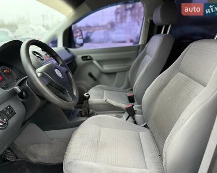 Белый Фольксваген Кадди, объемом двигателя 1.9 л и пробегом 346 тыс. км за 5200 $, фото 17 на Automoto.ua