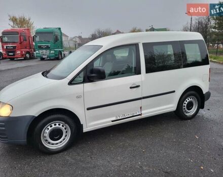 Белый Фольксваген Кадди, объемом двигателя 1.9 л и пробегом 226 тыс. км за 6600 $, фото 29 на Automoto.ua