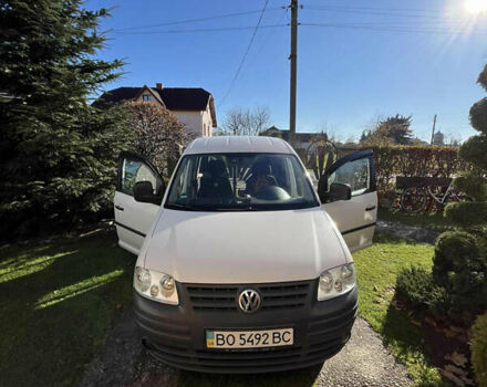 Белый Фольксваген Кадди, объемом двигателя 1.4 л и пробегом 204 тыс. км за 5400 $, фото 5 на Automoto.ua