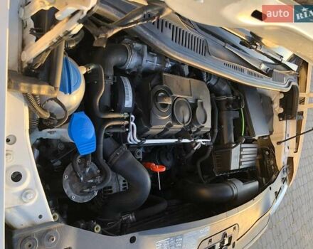 Белый Фольксваген Кадди, объемом двигателя 1.9 л и пробегом 209 тыс. км за 8500 $, фото 24 на Automoto.ua