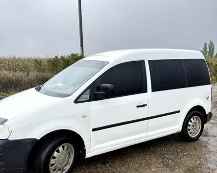 Белый Фольксваген Кадди, объемом двигателя 1.97 л и пробегом 343 тыс. км за 5000 $, фото 6 на Automoto.ua