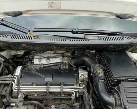 Белый Фольксваген Кадди, объемом двигателя 2 л и пробегом 220 тыс. км за 6200 $, фото 9 на Automoto.ua