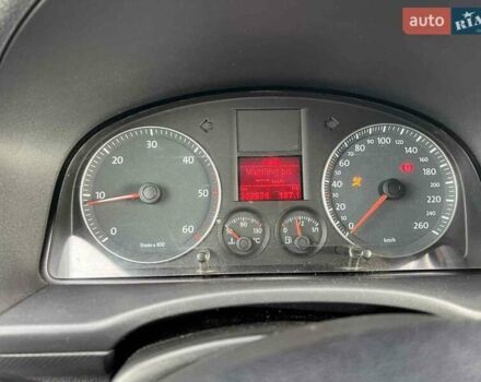 Белый Фольксваген Кадди, объемом двигателя 1.9 л и пробегом 362 тыс. км за 6750 $, фото 2 на Automoto.ua