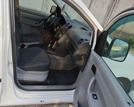 Белый Фольксваген Кадди, объемом двигателя 1.4 л и пробегом 222 тыс. км за 4799 $, фото 11 на Automoto.ua