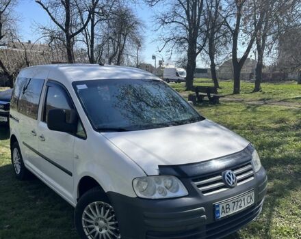 Белый Фольксваген Кадди, объемом двигателя 1.9 л и пробегом 335 тыс. км за 5500 $, фото 3 на Automoto.ua