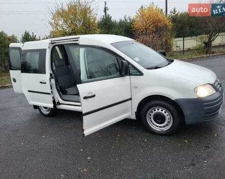 Белый Фольксваген Кадди, объемом двигателя 1.9 л и пробегом 226 тыс. км за 6600 $, фото 61 на Automoto.ua
