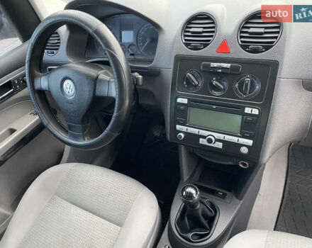 Білий Фольксваген Кадді, об'ємом двигуна 1.9 л та пробігом 245 тис. км за 5800 $, фото 19 на Automoto.ua