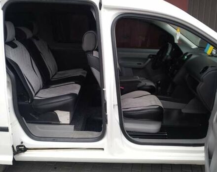 Белый Фольксваген Кадди, объемом двигателя 1.9 л и пробегом 322 тыс. км за 5600 $, фото 5 на Automoto.ua