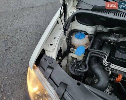 Белый Фольксваген Кадди, объемом двигателя 1.9 л и пробегом 226 тыс. км за 6600 $, фото 96 на Automoto.ua