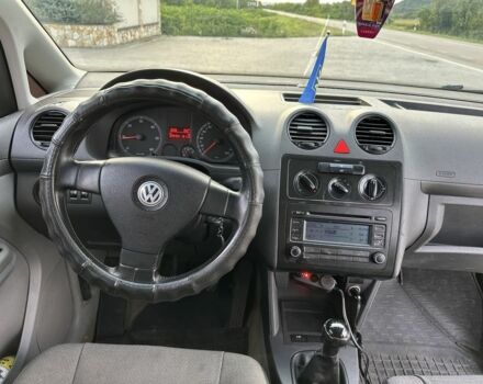 Белый Фольксваген Кадди, объемом двигателя 2 л и пробегом 323 тыс. км за 4900 $, фото 7 на Automoto.ua