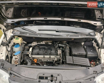 Белый Фольксваген Кадди, объемом двигателя 1.9 л и пробегом 250 тыс. км за 4500 $, фото 7 на Automoto.ua