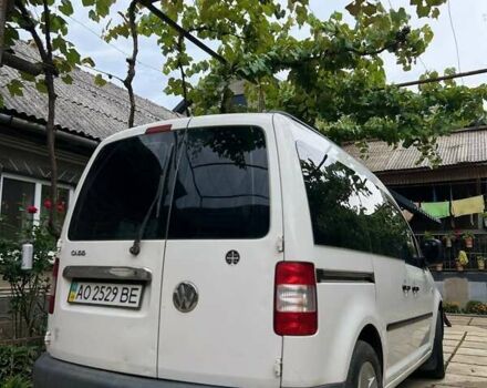 Белый Фольксваген Кадди, объемом двигателя 1.97 л и пробегом 285 тыс. км за 6000 $, фото 1 на Automoto.ua