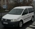 Белый Фольксваген Кадди, объемом двигателя 2 л и пробегом 300 тыс. км за 4950 $, фото 1 на Automoto.ua
