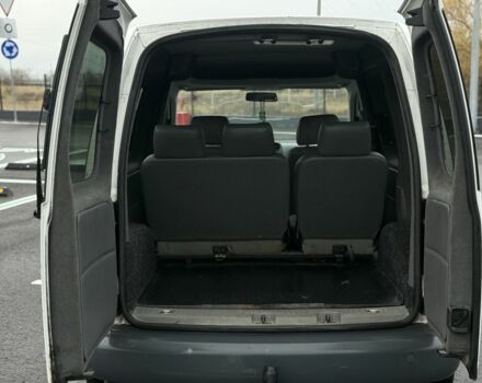 Белый Фольксваген Кадди, объемом двигателя 2 л и пробегом 300 тыс. км за 4950 $, фото 20 на Automoto.ua