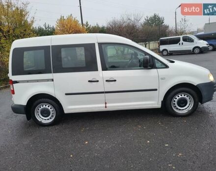 Белый Фольксваген Кадди, объемом двигателя 1.9 л и пробегом 226 тыс. км за 6600 $, фото 15 на Automoto.ua