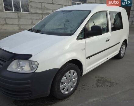 Белый Фольксваген Кадди, объемом двигателя 1.97 л и пробегом 215 тыс. км за 5350 $, фото 2 на Automoto.ua