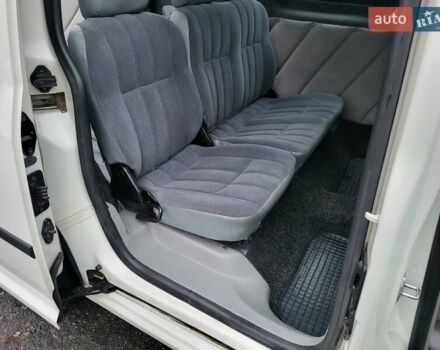 Белый Фольксваген Кадди, объемом двигателя 1.9 л и пробегом 226 тыс. км за 6600 $, фото 86 на Automoto.ua