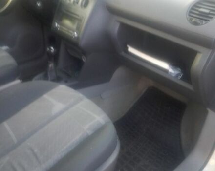 Білий Фольксваген Кадді, об'ємом двигуна 1.9 л та пробігом 237 тис. км за 6100 $, фото 7 на Automoto.ua