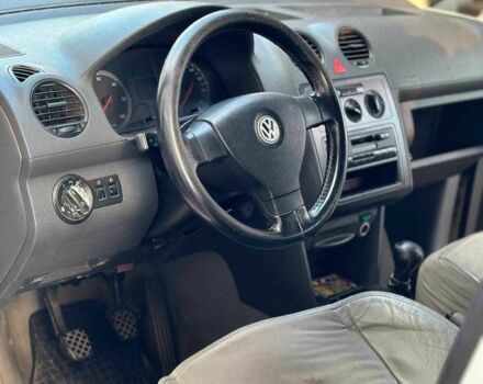 Белый Фольксваген Кадди, объемом двигателя 2 л и пробегом 360 тыс. км за 4500 $, фото 3 на Automoto.ua