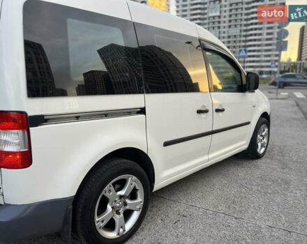 Белый Фольксваген Кадди, объемом двигателя 2 л и пробегом 225 тыс. км за 4950 $, фото 20 на Automoto.ua