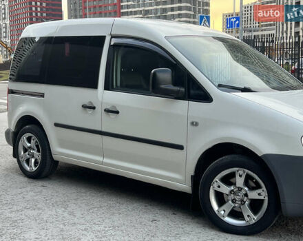 Белый Фольксваген Кадди, объемом двигателя 2 л и пробегом 225 тыс. км за 4950 $, фото 6 на Automoto.ua
