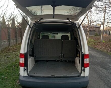 Белый Фольксваген Кадди, объемом двигателя 1.4 л и пробегом 274 тыс. км за 3700 $, фото 2 на Automoto.ua