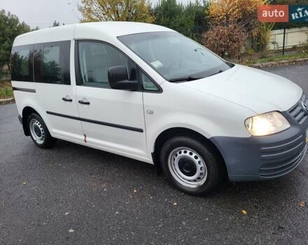 Белый Фольксваген Кадди, объемом двигателя 1.9 л и пробегом 226 тыс. км за 6600 $, фото 11 на Automoto.ua