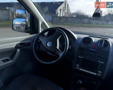 Білий Фольксваген Кадді, об'ємом двигуна 1.9 л та пробігом 285 тис. км за 6500 $, фото 7 на Automoto.ua