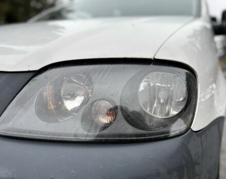 Белый Фольксваген Кадди, объемом двигателя 1.9 л и пробегом 337 тыс. км за 2350 $, фото 7 на Automoto.ua