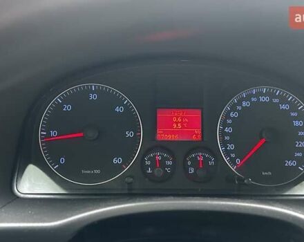 Білий Фольксваген Кадді, об'ємом двигуна 1.97 л та пробігом 370 тис. км за 7000 $, фото 27 на Automoto.ua