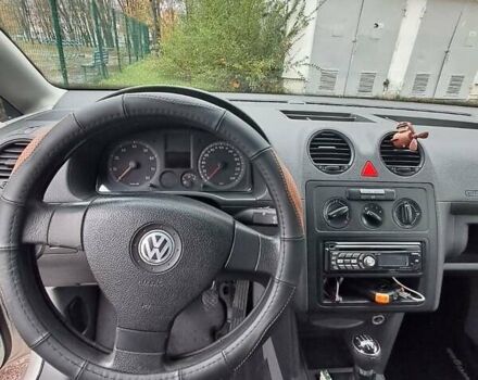 Білий Фольксваген Кадді, об'ємом двигуна 1.4 л та пробігом 157 тис. км за 4700 $, фото 6 на Automoto.ua