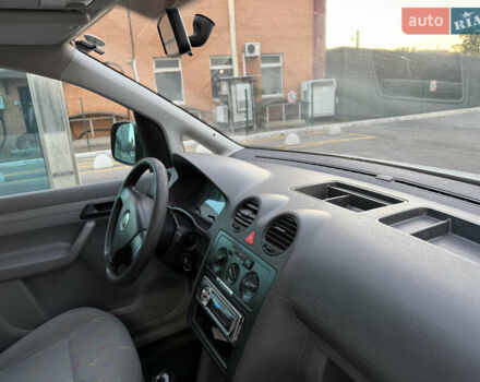 Белый Фольксваген Кадди, объемом двигателя 2 л и пробегом 250 тыс. км за 6500 $, фото 16 на Automoto.ua