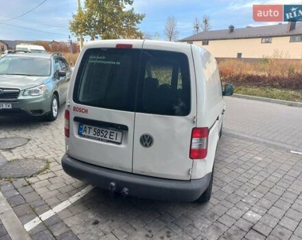 Белый Фольксваген Кадди, объемом двигателя 1.9 л и пробегом 413 тыс. км за 4200 $, фото 4 на Automoto.ua