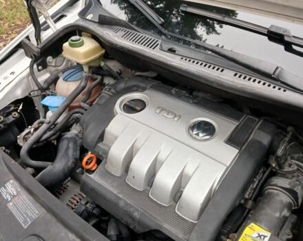 Білий Фольксваген Кадді, об'ємом двигуна 1.9 л та пробігом 155 тис. км за 6000 $, фото 7 на Automoto.ua