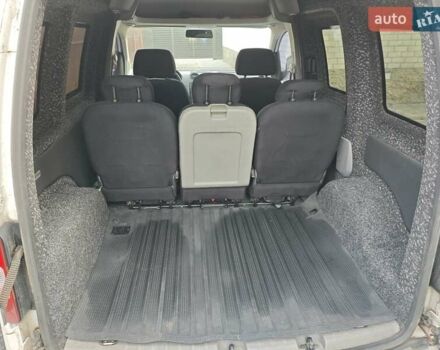 Белый Фольксваген Кадди, объемом двигателя 2 л и пробегом 279 тыс. км за 4800 $, фото 7 на Automoto.ua