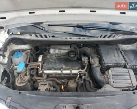 Белый Фольксваген Кадди, объемом двигателя 1.9 л и пробегом 413 тыс. км за 4200 $, фото 14 на Automoto.ua