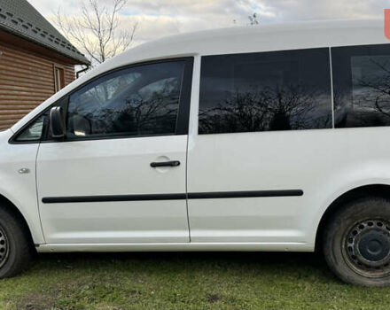 Белый Фольксваген Кадди, объемом двигателя 2 л и пробегом 141 тыс. км за 5100 $, фото 2 на Automoto.ua