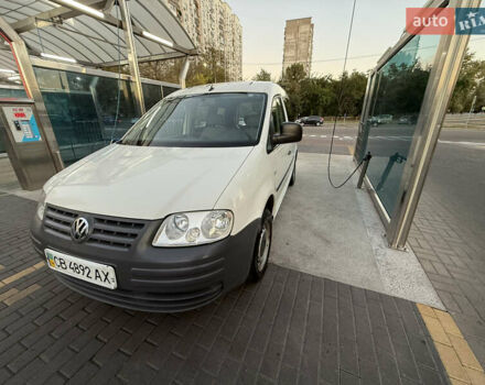 Белый Фольксваген Кадди, объемом двигателя 2 л и пробегом 250 тыс. км за 6500 $, фото 8 на Automoto.ua