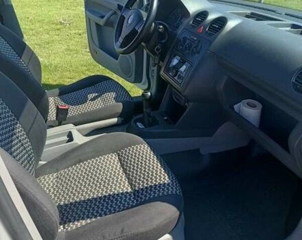 Белый Фольксваген Кадди, объемом двигателя 2 л и пробегом 360 тыс. км за 6900 $, фото 15 на Automoto.ua