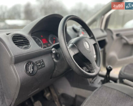 Білий Фольксваген Кадді, об'ємом двигуна 1.9 л та пробігом 280 тис. км за 6299 $, фото 15 на Automoto.ua