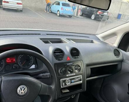 Белый Фольксваген Кадди, объемом двигателя 2 л и пробегом 250 тыс. км за 6500 $, фото 19 на Automoto.ua