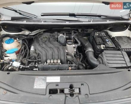 Білий Фольксваген Кадді, об'ємом двигуна 2 л та пробігом 232 тис. км за 5600 $, фото 31 на Automoto.ua