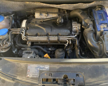 Белый Фольксваген Кадди, объемом двигателя 1.97 л и пробегом 320 тыс. км за 5300 $, фото 8 на Automoto.ua