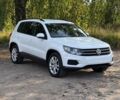 Белый Фольксваген Кадди, объемом двигателя 2 л и пробегом 220 тыс. км за 5650 $, фото 1 на Automoto.ua