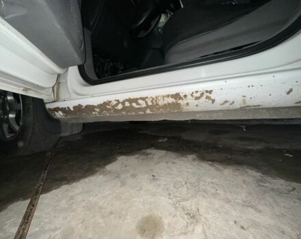 Белый Фольксваген Кадди, объемом двигателя 2 л и пробегом 385 тыс. км за 4500 $, фото 7 на Automoto.ua