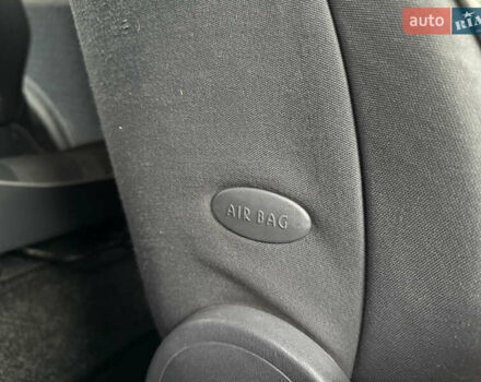 Фольксваген Кадди 2007 в Тернополе на Automoto.ua Белый Фольксваген Кадди, объемом двигателя 2 л и пробегом 257 тыс. км за 5799 $, фото 41 на Automoto.ua