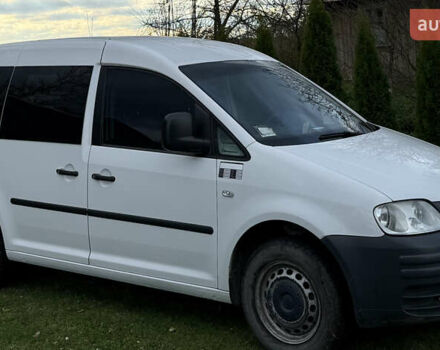 Белый Фольксваген Кадди, объемом двигателя 2 л и пробегом 141 тыс. км за 5100 $, фото 1 на Automoto.ua