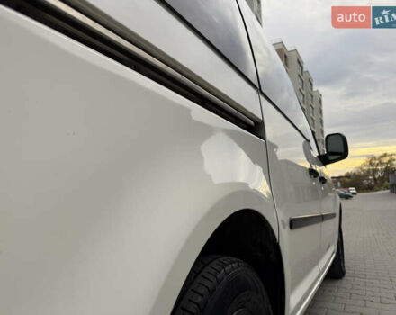 Фольксваген Кадди 2007 в Тернополе на Automoto.ua Белый Фольксваген Кадди, объемом двигателя 2 л и пробегом 257 тыс. км за 5799 $, фото 27 на Automoto.ua